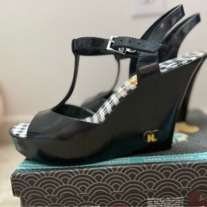 Harajuku Lovers Black Wedge Sandals